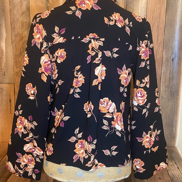 BP Flower Blouse, Size Small - Picture 3 of 5